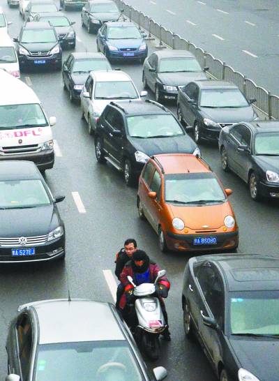 郑州:电动车成"马路杀手"