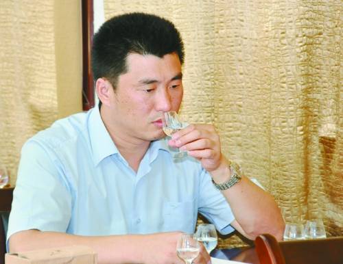 古井贡酒5位国家级品酒师简介
