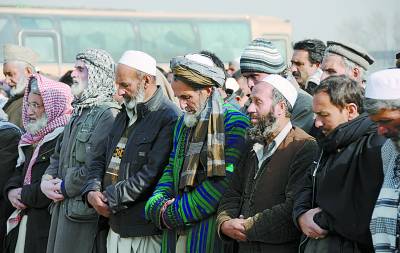 喀布尔等地的两座什叶派清真寺6日分别发生自杀式炸弹爆炸袭击